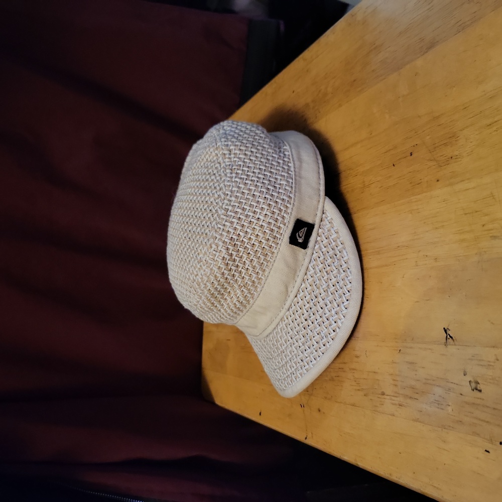 Women's Quicksilver hat
